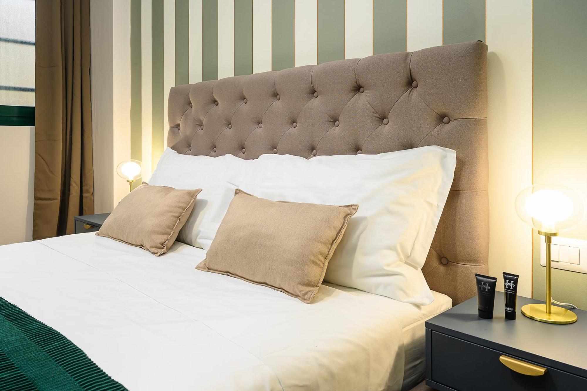 Suites In Porta Garibaldi & Chinatown - City Center Well Connected Milano Exterior foto